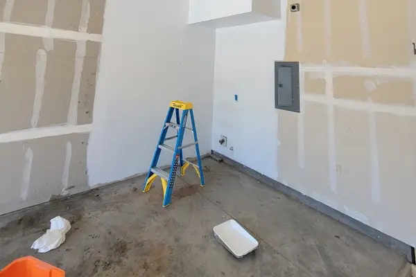 A service commercial painting new paint