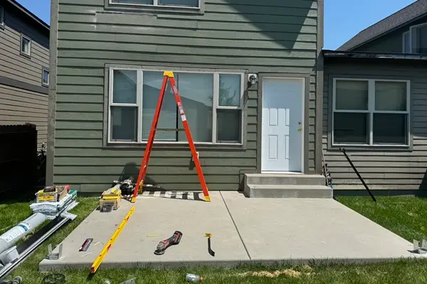 A service general handyman repair in bozeman